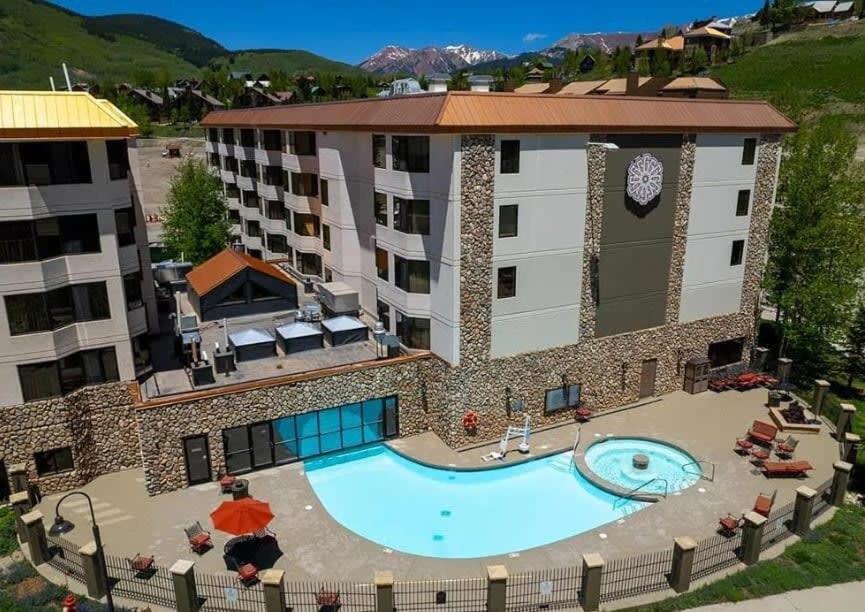 Studio 565 Perfect Location With Pool And Hot Tub Crested Butte Extérieur photo
